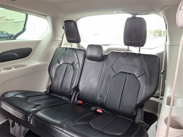 Thumbnail: 2024 Chrysler Pacifica - 11