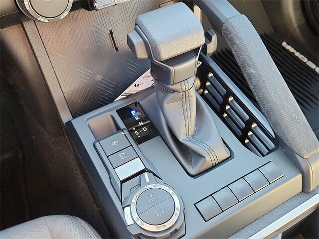 Thumbnail: 2025 Toyota Tacoma - 9