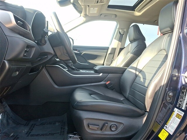 Thumbnail: 2024 Toyota Highlander - 13