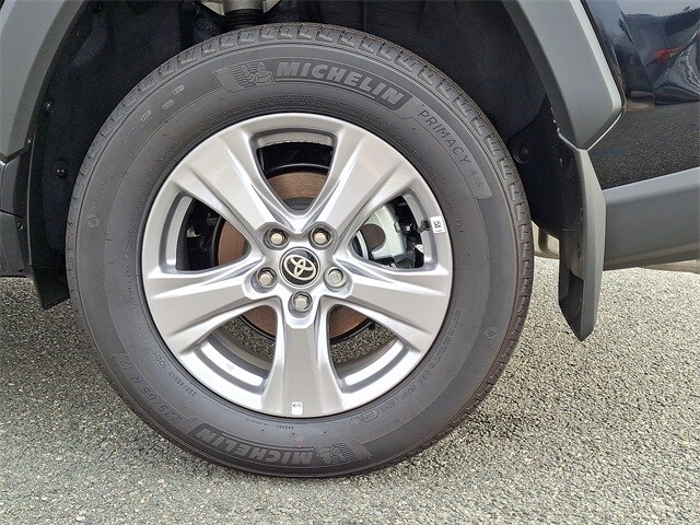 Thumbnail: 2025 Toyota RAV4 - 7