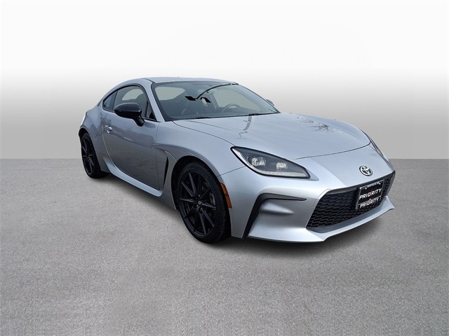 Thumbnail: 2023 Toyota GR86 - 3