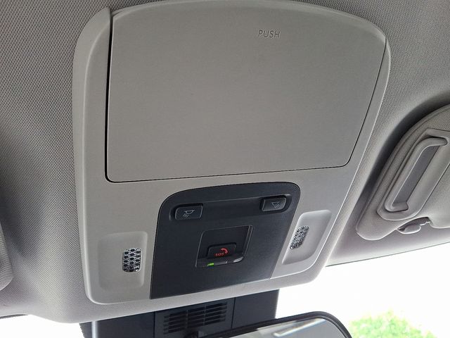 Thumbnail: 2025 Toyota Camry - 25