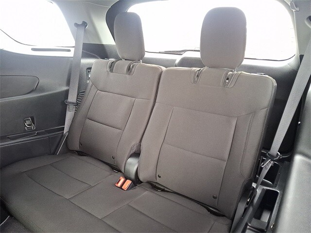 Thumbnail: 2022 Ford Explorer - 10