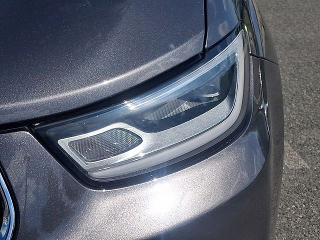 Thumbnail: 2023 Chrysler Pacifica - 9