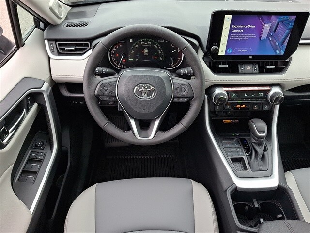 Thumbnail: 2025 Toyota RAV4 - 9