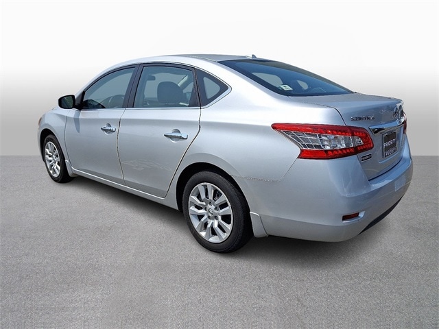 Thumbnail: 2015 Nissan Sentra - 6