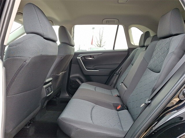 Thumbnail: 2025 Toyota RAV4 - 8