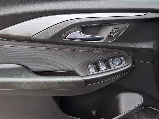 Thumbnail: 2023 Chevrolet TrailBlazer - 12