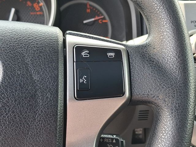 Thumbnail: 2011 Toyota 4Runner - 22