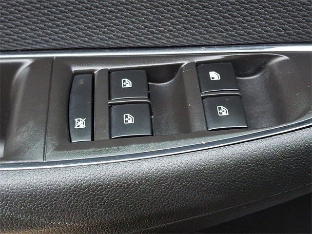 Thumbnail: 2016 Chevrolet Cruze - 26