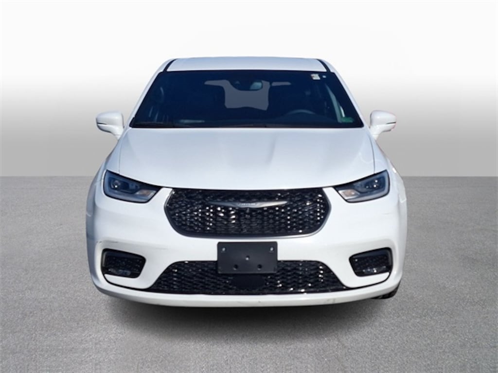 Used 2022 Chrysler Pacifica Hybrid Touring L Minivan/Van