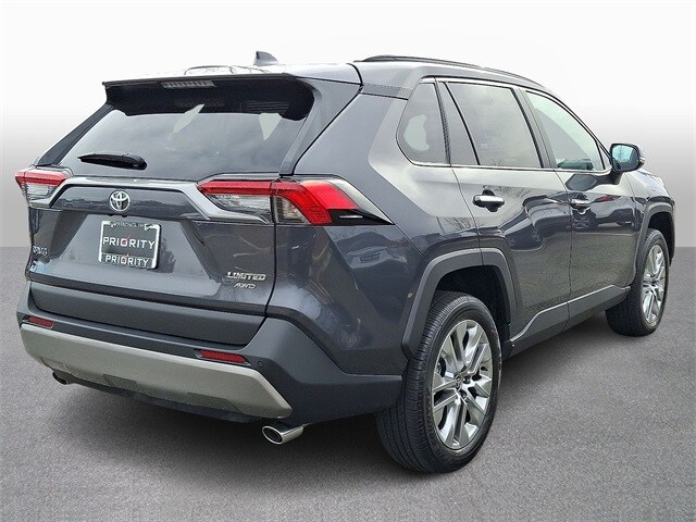 Thumbnail: 2025 Toyota RAV4 - 4