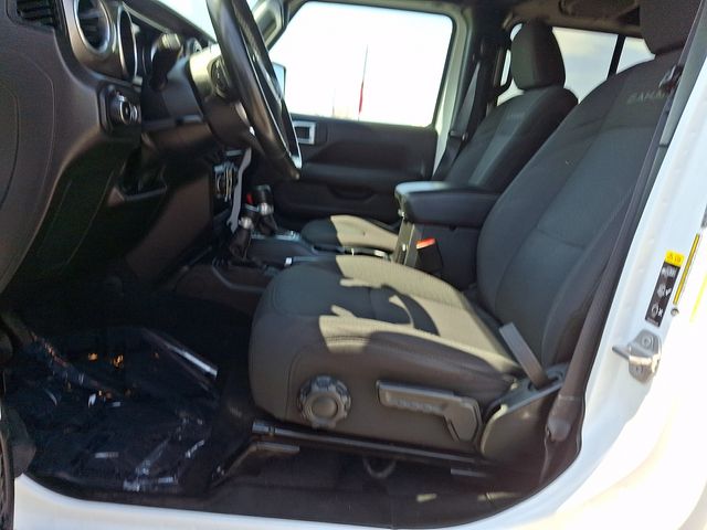 Thumbnail: 2022 Jeep Wrangler - 14