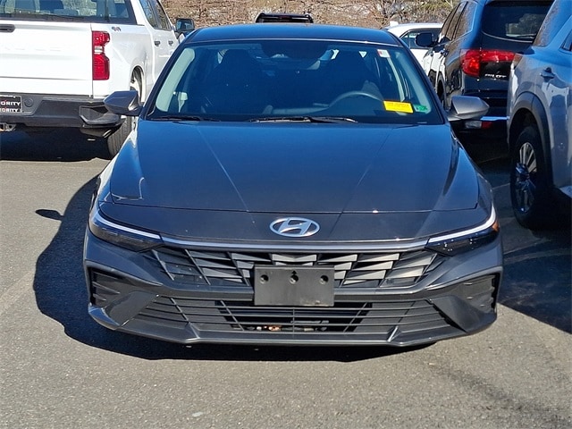 Thumbnail: 2024 Hyundai Elantra - 2