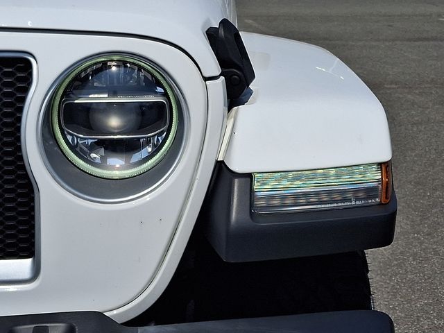 Thumbnail: 2022 Jeep Wrangler - 9