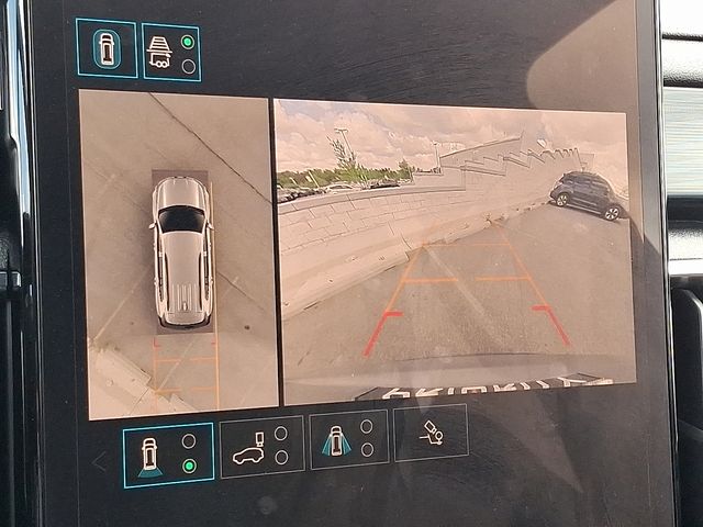 Thumbnail: 2024 GMC Acadia - 18