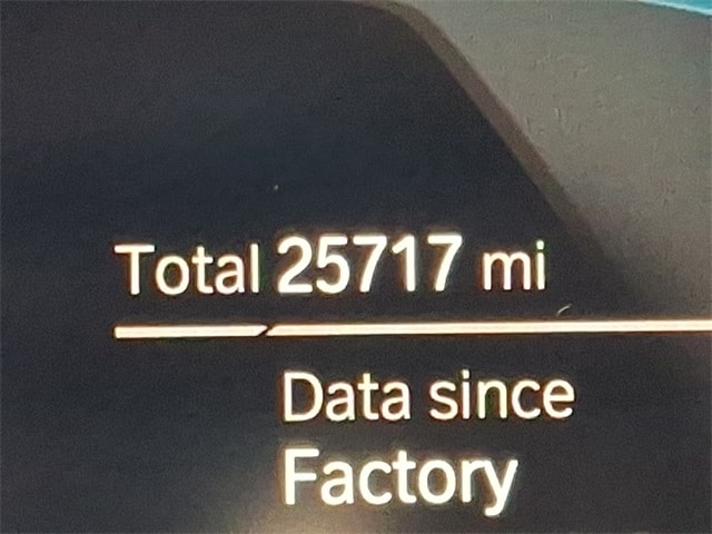 Thumbnail: 2023 BMW 5 Series - 21