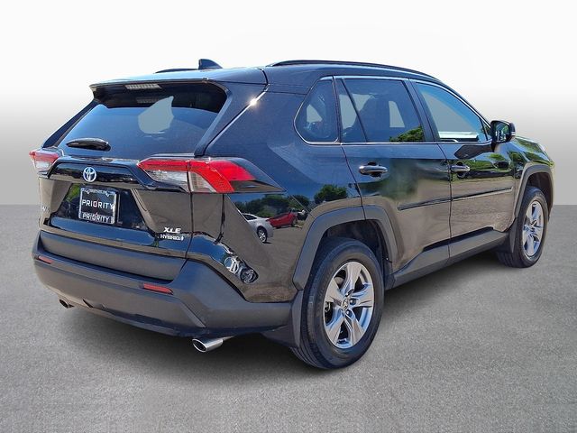 Thumbnail: 2023 Toyota RAV4 - 4
