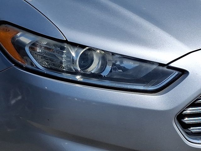 Thumbnail: 2013 Ford Fusion - 8