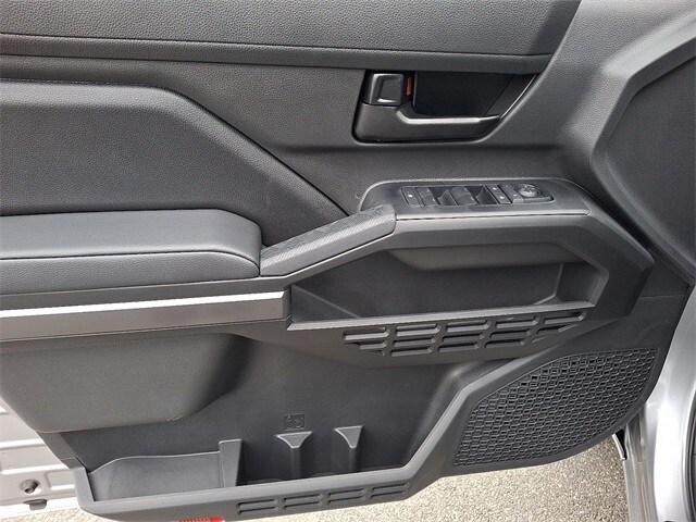 Thumbnail: 2025 Toyota Tacoma - 10