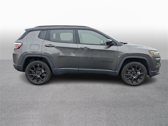 Thumbnail: 2022 Jeep Compass - 7