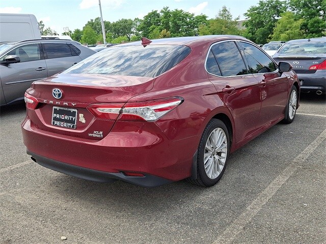 2020 Toyota Camry XLE 8