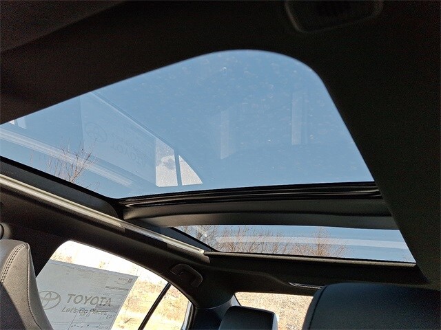 Thumbnail: 2026 Toyota Camry - 11