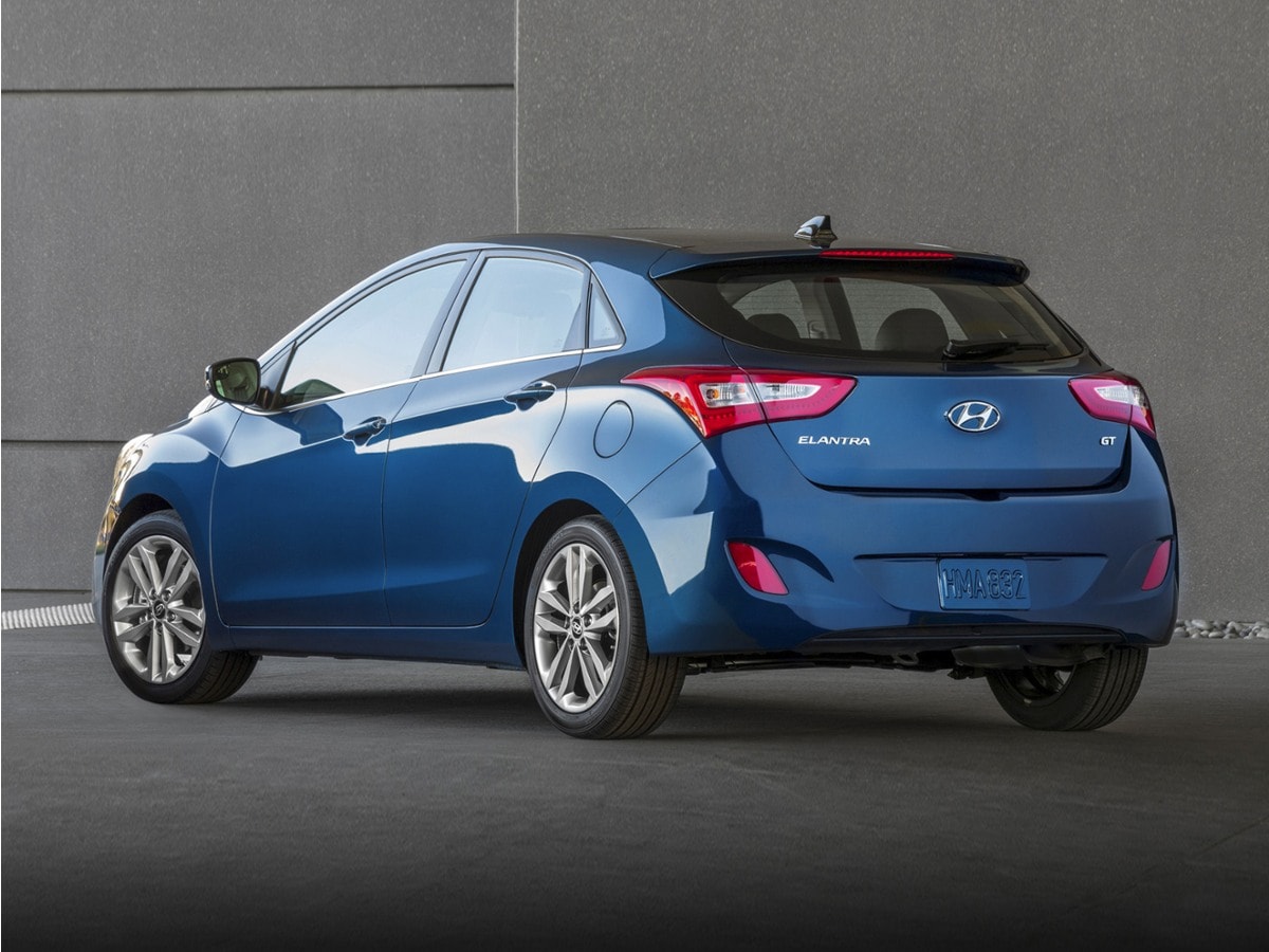 2016 Hyundai Elantra Base -
                  Springfield, VA