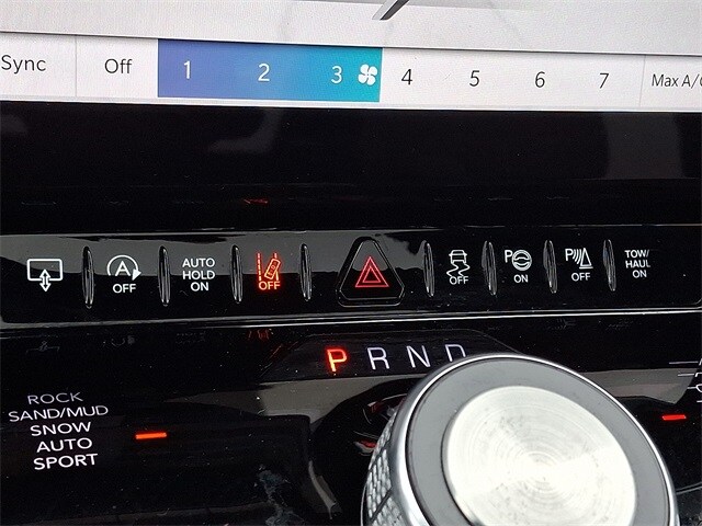 Thumbnail: 2024 Jeep Grand Wagoneer L - 27