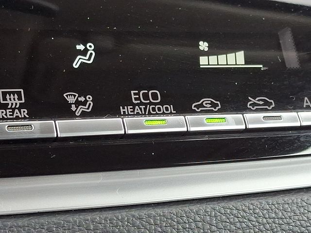 Thumbnail: 2025 Toyota Corolla - 26