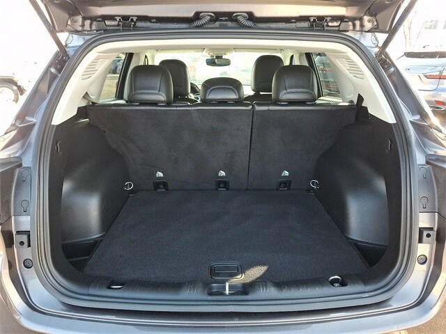 Thumbnail: 2021 Jeep Compass - 25