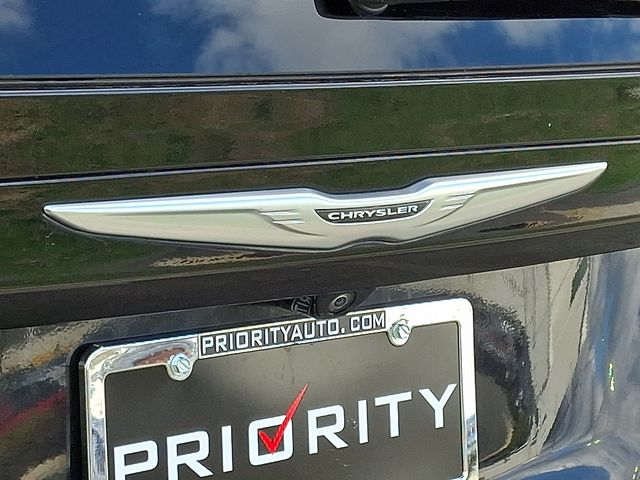 Thumbnail: 2023 Chrysler Voyager - 33