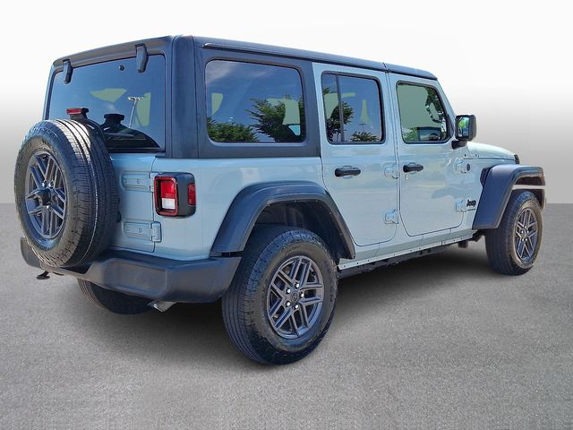 Thumbnail: 2024 Jeep Wrangler - 4