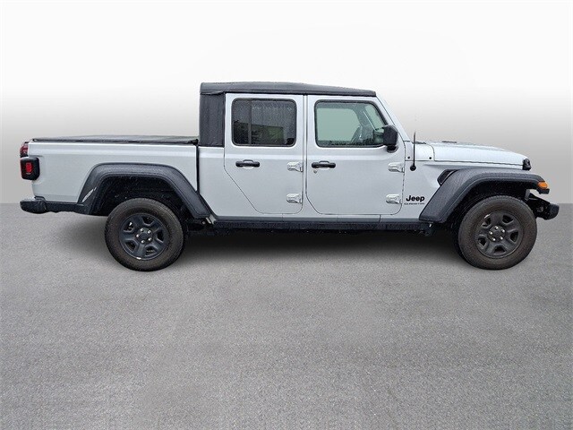 Thumbnail: 2022 Jeep Gladiator - 7