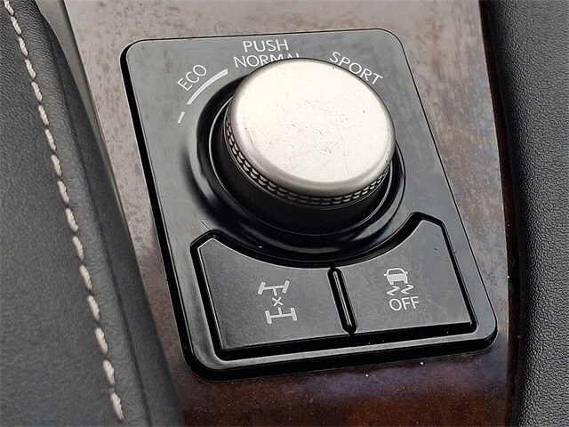 Thumbnail: 2017 Lexus RX - 24