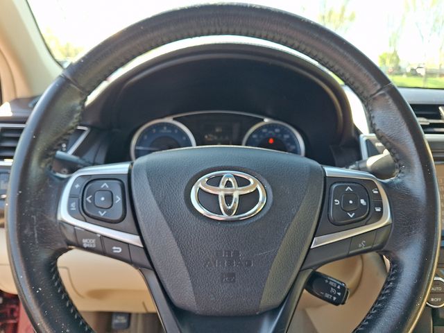 Thumbnail: 2015 Toyota Camry - 20