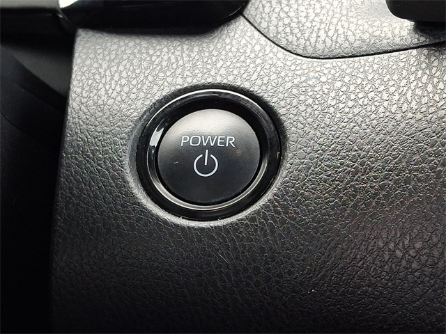 Thumbnail: 2025 Toyota Camry - 22