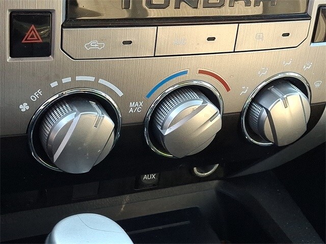 Thumbnail: 2014 Toyota Tundra - 15