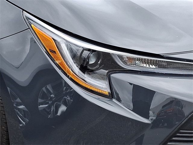 Thumbnail: 2025 Toyota Corolla - 4