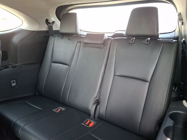 Thumbnail: 2021 Toyota Highlander - 11