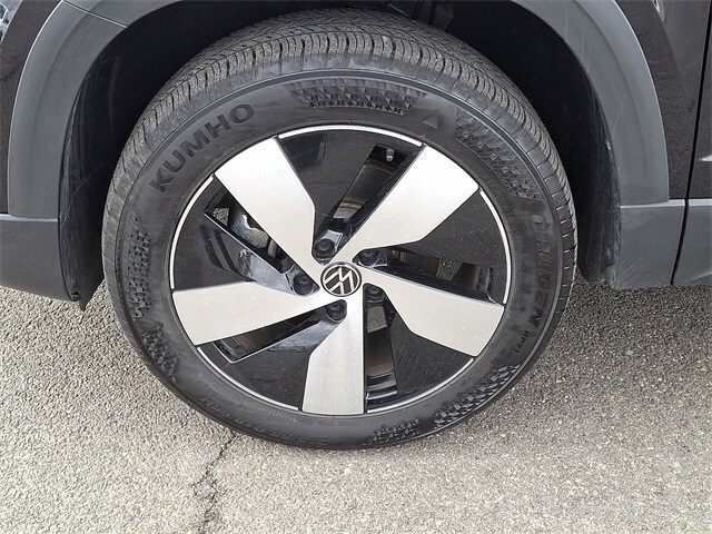 Thumbnail: 2025 Volkswagen Taos - 9