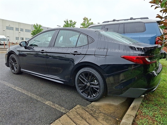 Thumbnail: 2025 Toyota Camry - 7