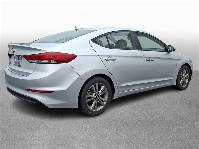 Thumbnail: 2018 Hyundai Elantra - 4