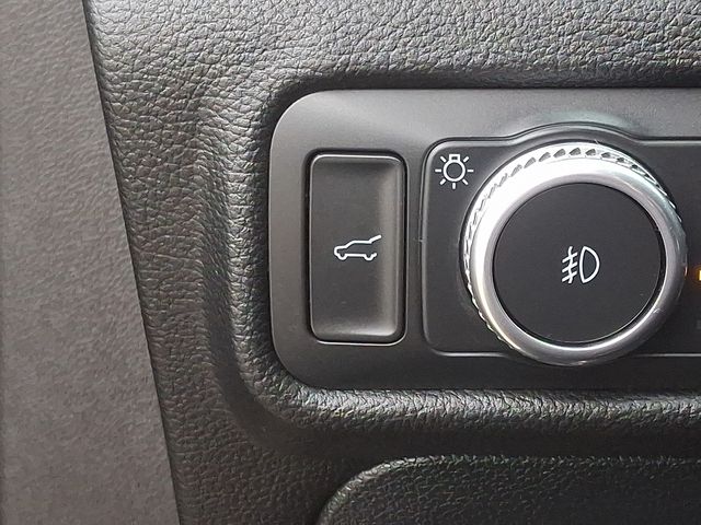 Thumbnail: 2021 Ford Explorer - 22