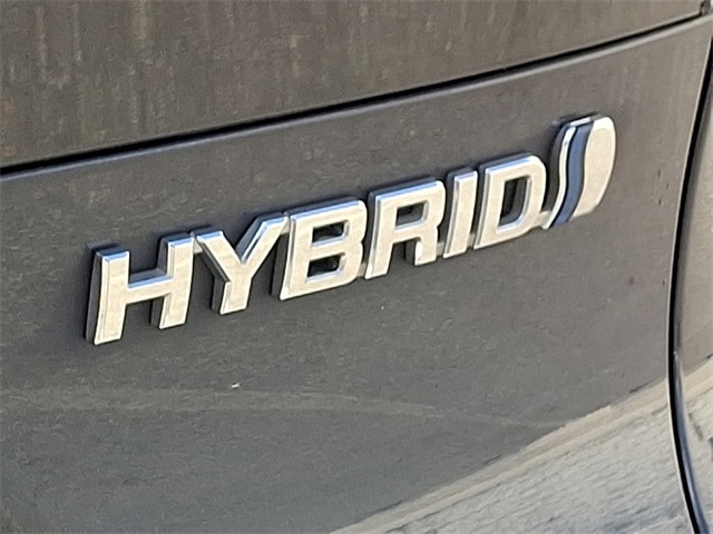 Thumbnail: 2021 Toyota Venza - 27