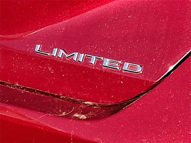 Thumbnail: 2019 Toyota Avalon - 10