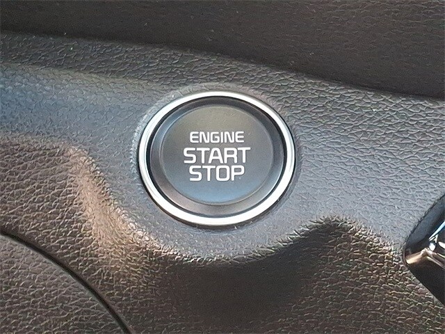 Thumbnail: 2023 Kia Forte - 24