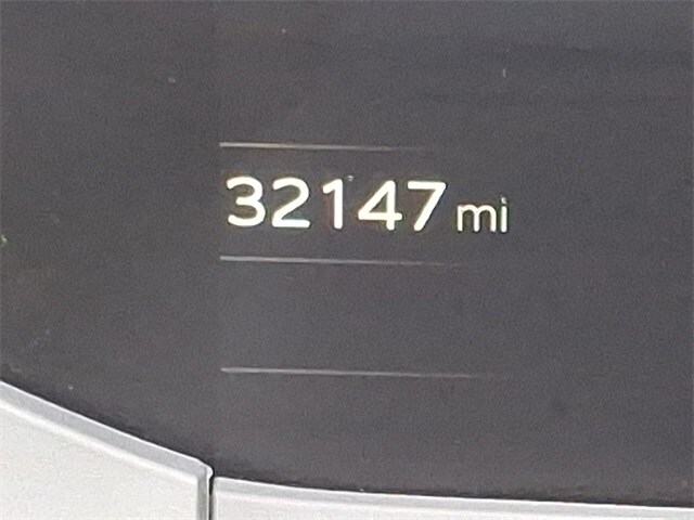 Thumbnail: 2024 Toyota Prius - 19