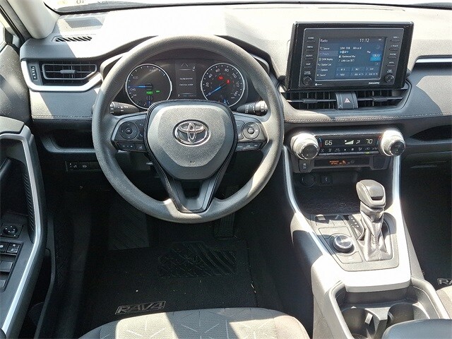 Thumbnail: 2020 Toyota RAV4 - 11