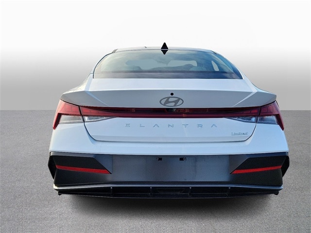 Thumbnail: 2025 Hyundai Elantra - 5
